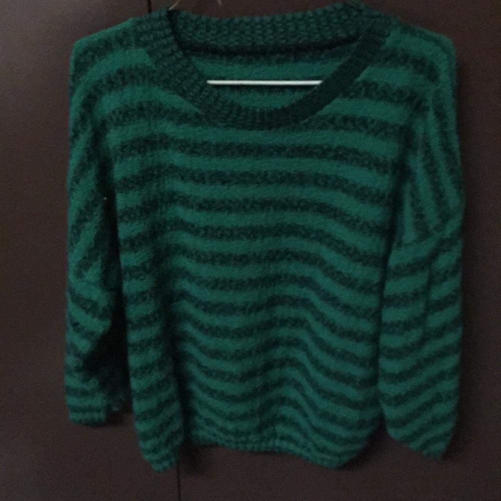 Vintage green and black sweater & skirt set